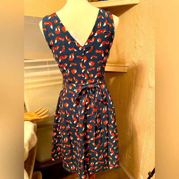 Fox 🦊 Print Dress - Picture 9 of 10